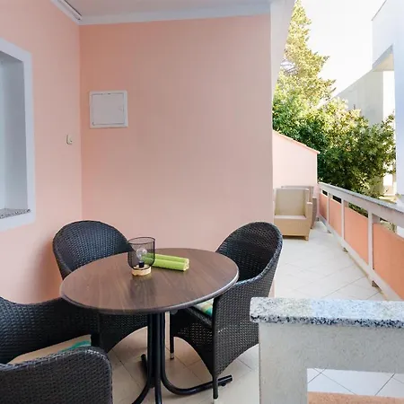 Apartments Marija Mundanije Exterior photo
