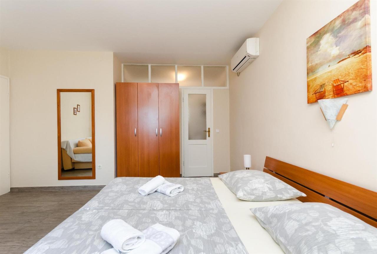 Apartments Marija *