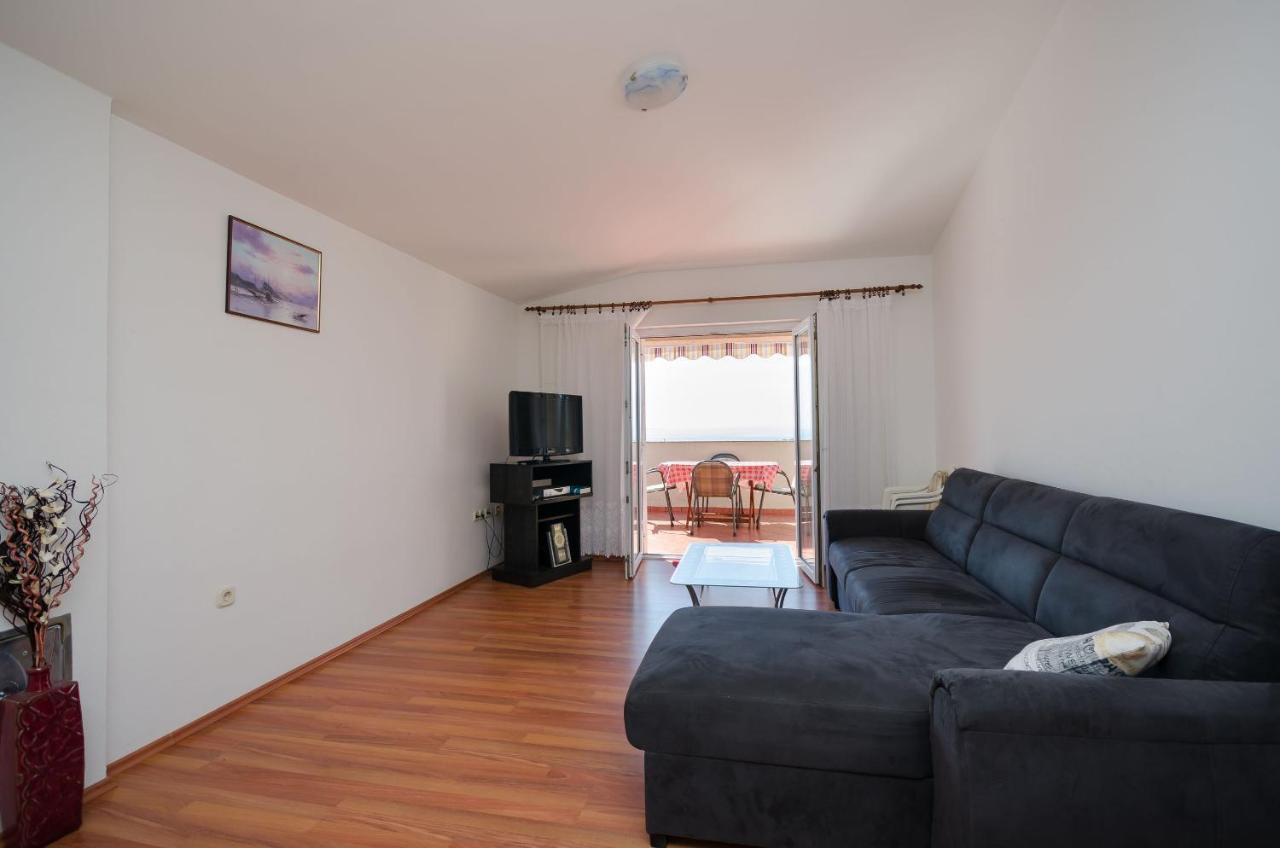 Apartments Marija Mundanije
