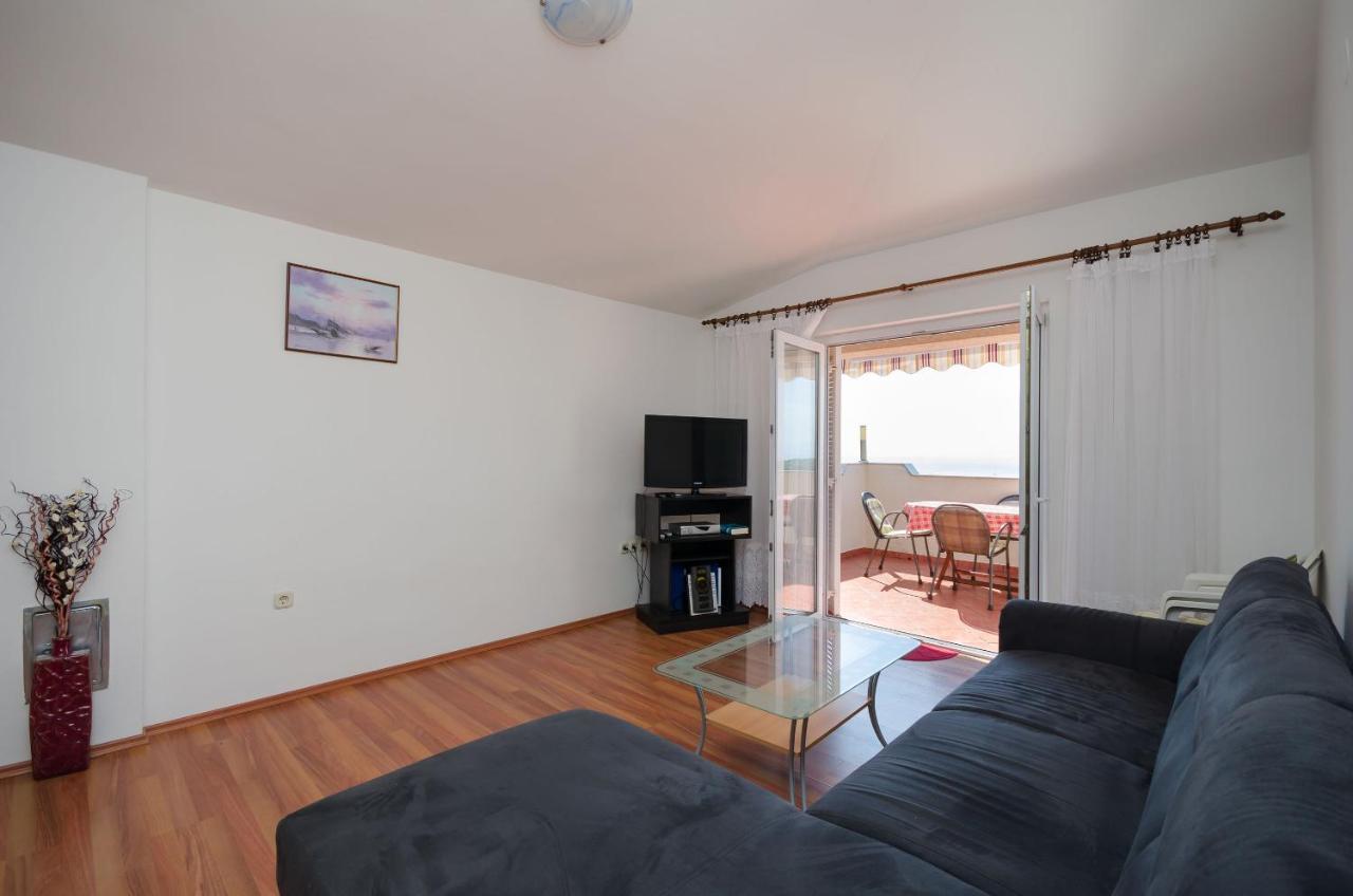 Apartment Apartments Marija Mundanije