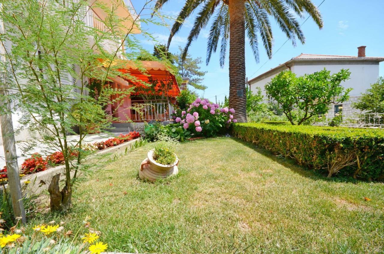 Apartman Apartments Marija Mundanije